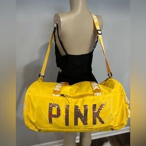 Duffle bag new large gym bag weekend bag carry on suitcase